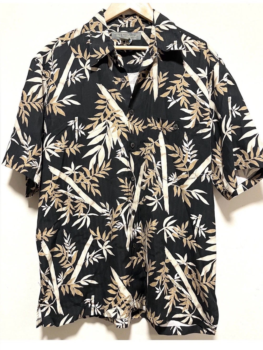 Tori Richard Camp Shirt Black/Cream Bamboo SS Hawaiian 100% Silk Pkts LG EUC MC